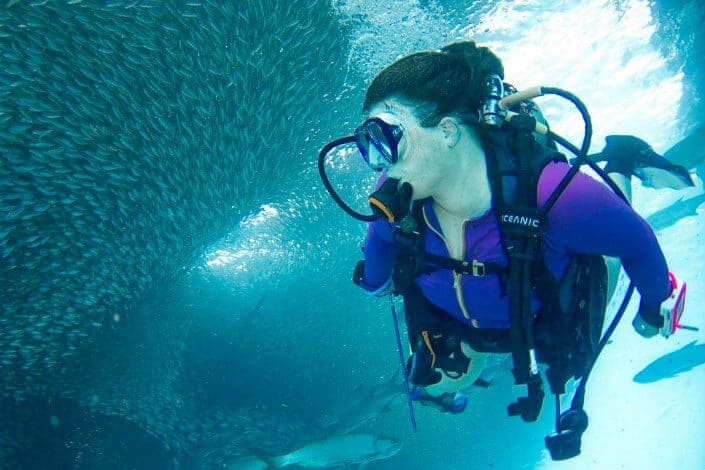 adventurous date ideas-scuba dive