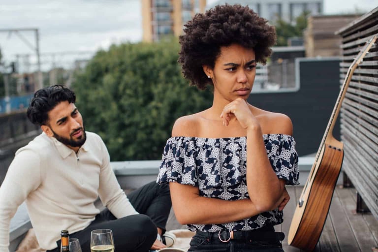 Top 4 Expert Ways To Help People – How To Respond To Silent Treatment