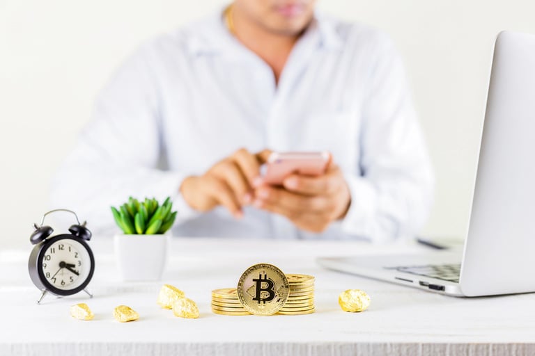 The Crypto Minimalist: Why Digital Wealth Requires Mental Clarity And Lifestyle Discipline