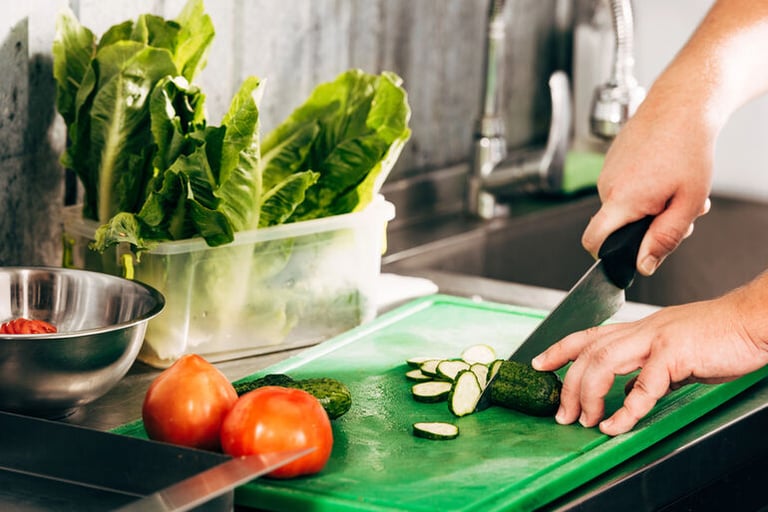 3 Pro Kitchen Tools to Invest in for Aspiring Food Entrepreneurs