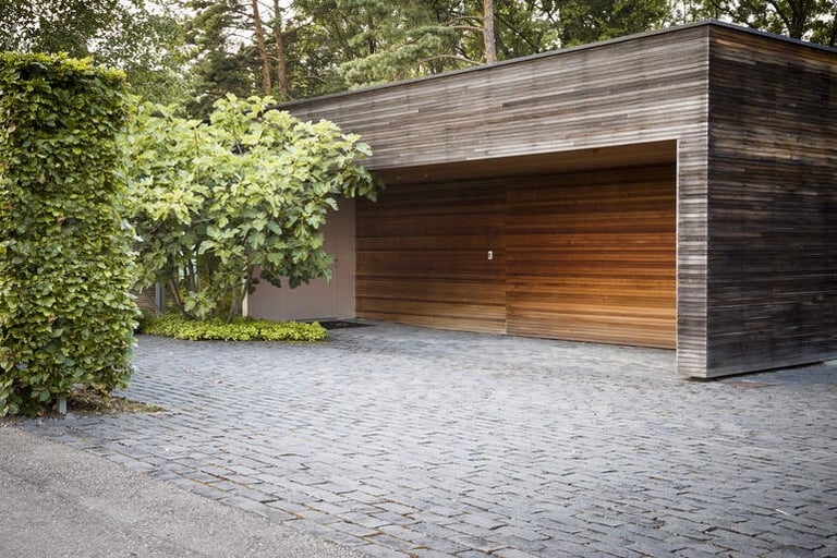 Garage Design Trends: Making The Most Of Your Home’s Exterior