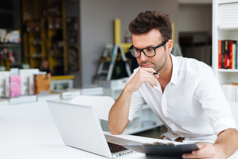 Natural Energy and Focus Enhancers for Men in High-Stakes Careers