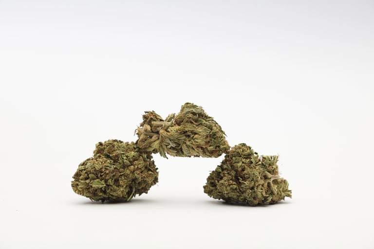 THCP vs. THCA: What’s the Difference Between These Cannabinoids?