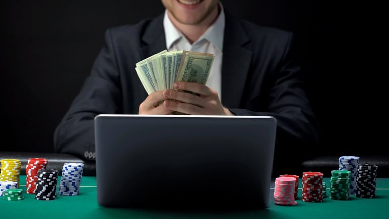 15 Best Online Poker Sites for Men to Play for Real Money in 2026