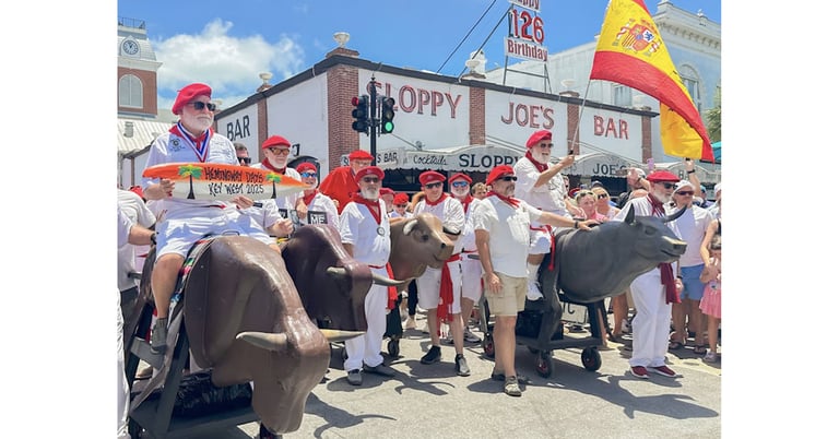 Men from Around the World Head to Key West for Hemingway Look-Alike Contest