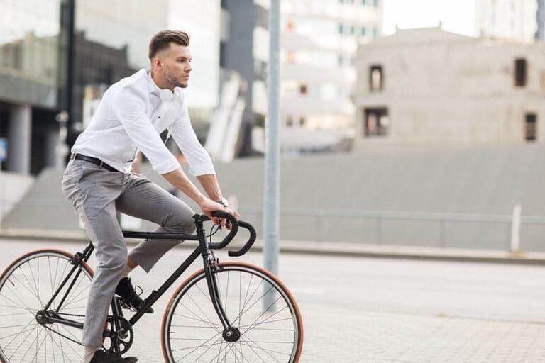 Why More Men Are Choosing Bicycles for Fitness, Commuting, and Recreation