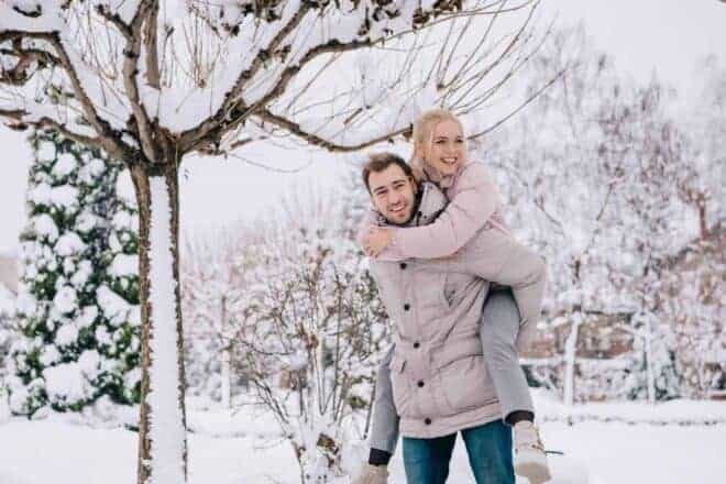 75 Winter Date Ideas - Wonderful Ways To Make Her Smile