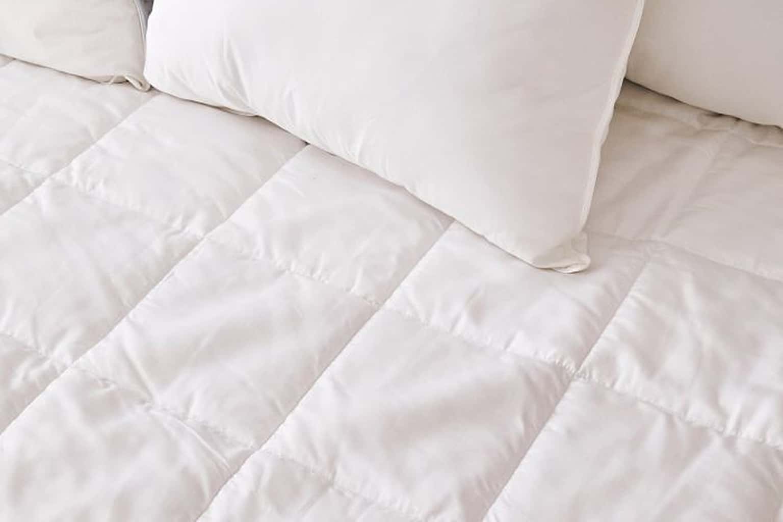 slumbercloud nacreous cooling mattress pad